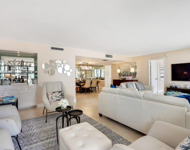 4200 N Ocean Drive - Photo Thumbnail 7