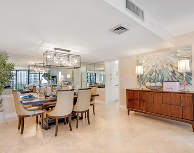 4200 N Ocean Drive - Photo Thumbnail 9