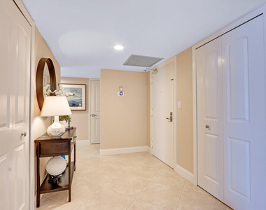 4200 N Ocean Drive - Photo Thumbnail 1