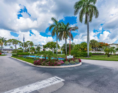 2615 Garden Drive N - Photo Thumbnail 32