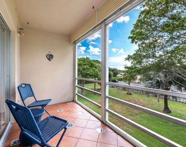 2615 Garden Drive N - Photo Thumbnail 15