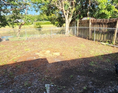 938 Sumter Road W - Photo Thumbnail 2