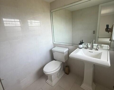 5601 Nw 2nd Avenue - Photo Thumbnail 12