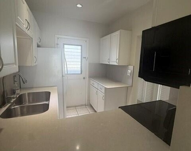 5601 Nw 2nd Avenue - Photo Thumbnail 6