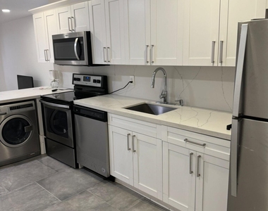 3990 Sw 51st Street - Photo Thumbnail 10