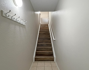 124 Sw Peacock Boulevard - Photo Thumbnail 3