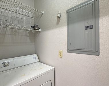 124 Sw Peacock Boulevard - Photo Thumbnail 15