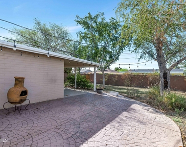 2501 E Highland Avenue - Photo Thumbnail 19