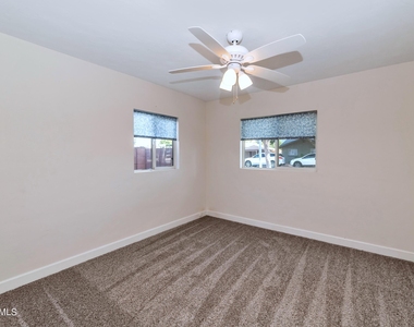 2501 E Highland Avenue - Photo Thumbnail 9