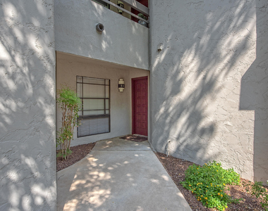 5225 N 24th Street - Photo Thumbnail 2