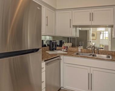 5225 N 24th Street - Photo Thumbnail 6
