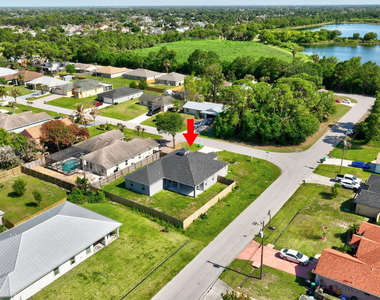 1791 Sw Effland Avenue - Photo Thumbnail 70