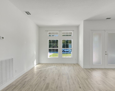 1791 Sw Effland Avenue - Photo Thumbnail 17