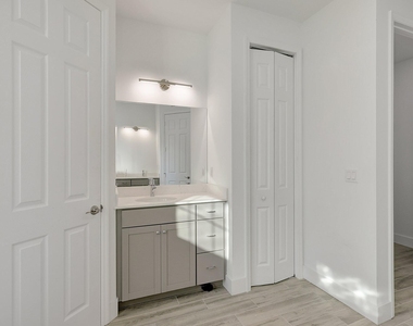 1791 Sw Effland Avenue - Photo Thumbnail 30