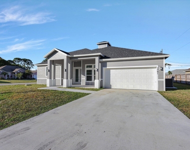 1791 Sw Effland Avenue - Photo Thumbnail 2