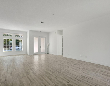 1791 Sw Effland Avenue - Photo Thumbnail 8