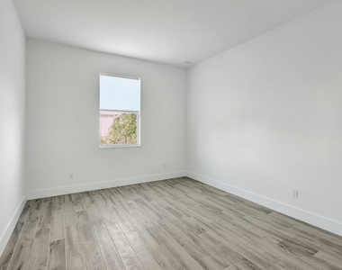 1791 Sw Effland Avenue - Photo Thumbnail 42