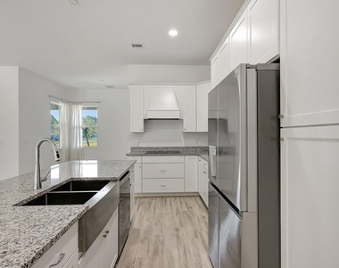 1791 Sw Effland Avenue - Photo Thumbnail 15
