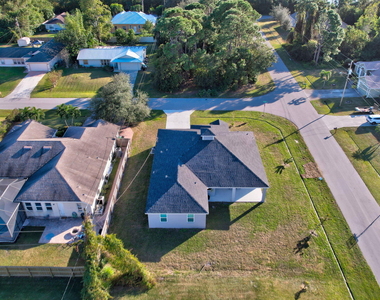 1791 Sw Effland Avenue - Photo Thumbnail 62
