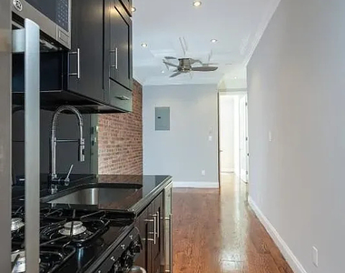 3 West 103rd Street - Photo Thumbnail 8