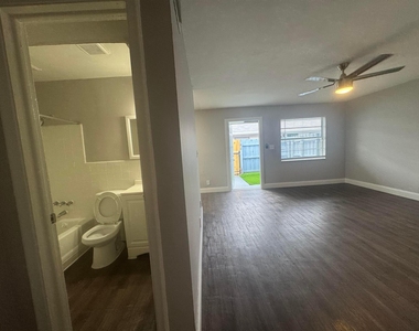 522 Sw 20th Avenue - Photo Thumbnail 12
