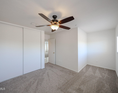 7500 E Deer Valley Road - Photo Thumbnail 29