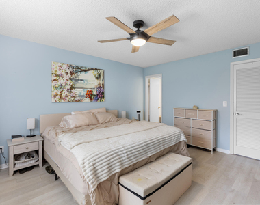 1270 Se Parkview Place - Photo Thumbnail 8