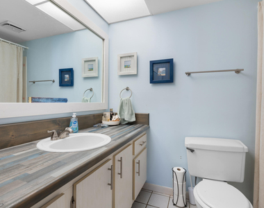 1270 Se Parkview Place - Photo Thumbnail 4