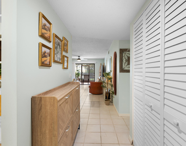 1270 Se Parkview Place - Photo Thumbnail 18