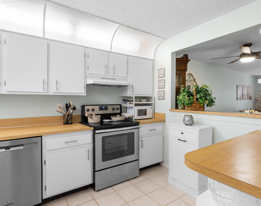 1270 Se Parkview Place - Photo Thumbnail 26