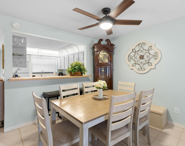 1270 Se Parkview Place - Photo Thumbnail 13
