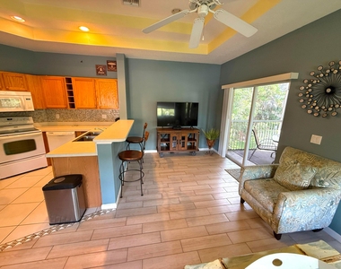 8247 Mulligan Circle - Photo Thumbnail 3