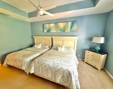 8247 Mulligan Circle - Photo Thumbnail 13