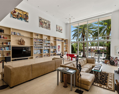 500 Isle Of Capri Drive - Photo Thumbnail 9
