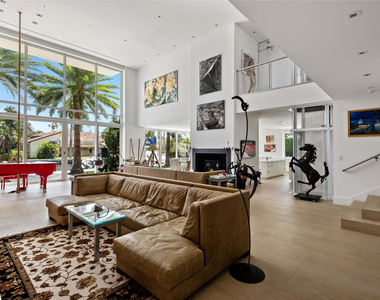 500 Isle Of Capri Drive - Photo Thumbnail 7