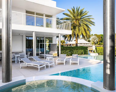 500 Isle Of Capri Drive - Photo Thumbnail 68