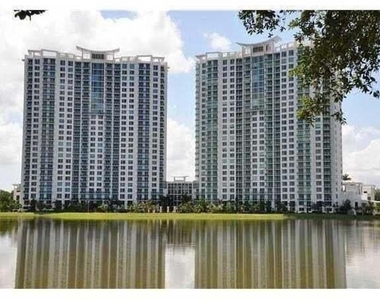 2641 N Flamingo Road - Photo Thumbnail 4