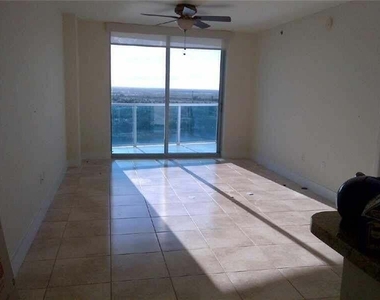 2641 N Flamingo Road - Photo Thumbnail 2