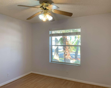 856 Stanton Drive - Photo Thumbnail 13