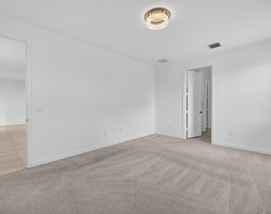 13275 Nw Copper Creek Drive - Photo Thumbnail 10