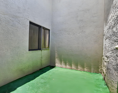 7690 Solimar Circle - Photo Thumbnail 26