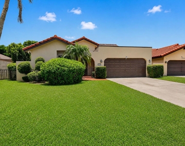 7690 Solimar Circle - Photo Thumbnail 1
