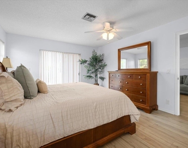 1031 Citrus Way - Photo Thumbnail 14
