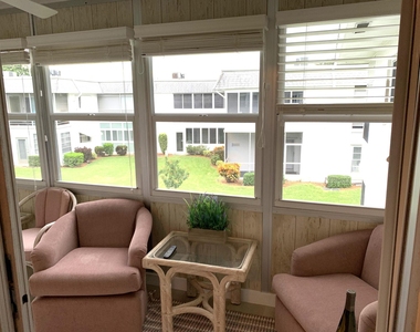 2880 Lake Osborne Drive - Photo Thumbnail 15