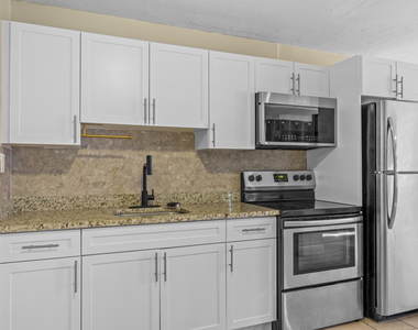 120 Pleasant Place - Photo Thumbnail 4