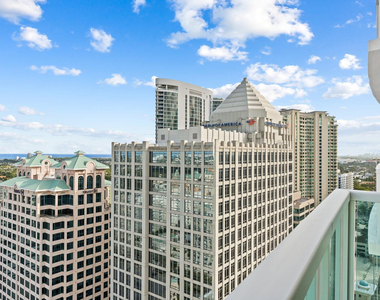350 Se 2nd Street - Photo Thumbnail 20