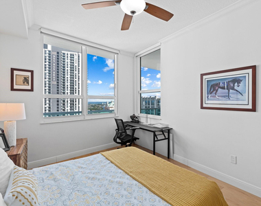 350 Se 2nd Street - Photo Thumbnail 16