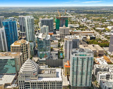 350 Se 2nd Street - Photo Thumbnail 22