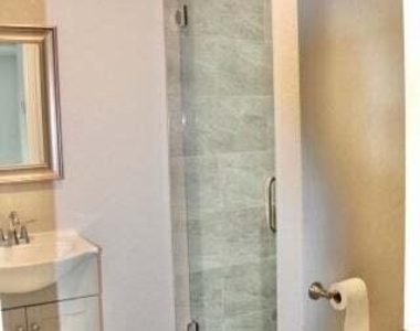305 Cypress Drive - Photo Thumbnail 25