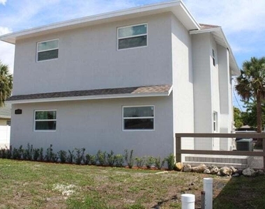 305 Cypress Drive - Photo Thumbnail 5